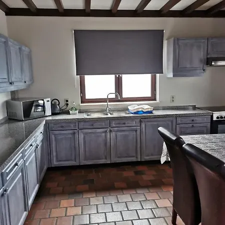 Hotel apartamentowy Surrender Three Bedrooms *